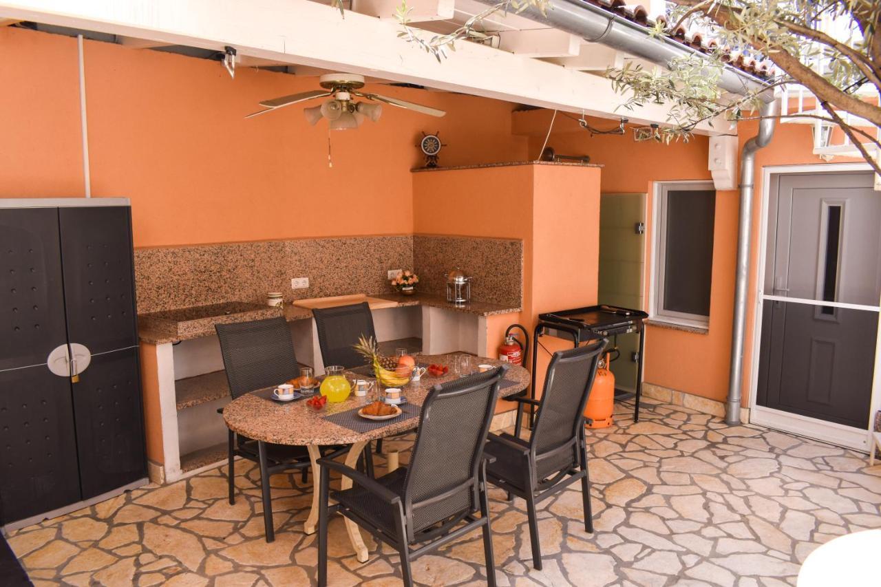 Kuca Za Odmor Antic - Holiday House Antic Novi Vinodolski Exterior photo