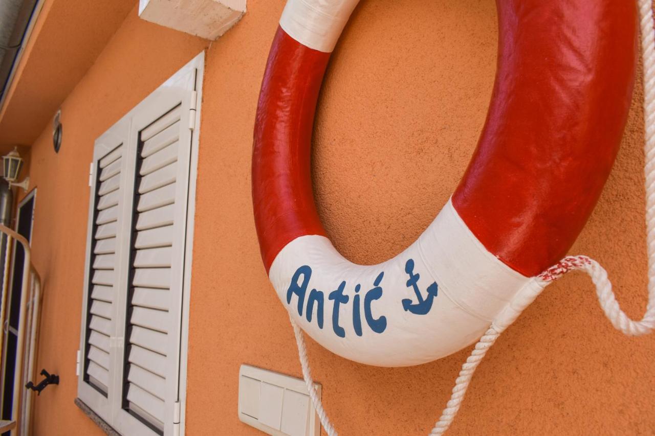 Kuca Za Odmor Antic - Holiday House Antic Novi Vinodolski Exterior photo